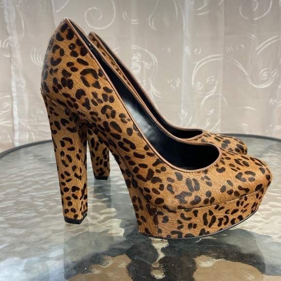 Saks Fifth Avenue “Ramona” Leopard Pumps, 35; 4-1/2 - Picture 1 of 12
